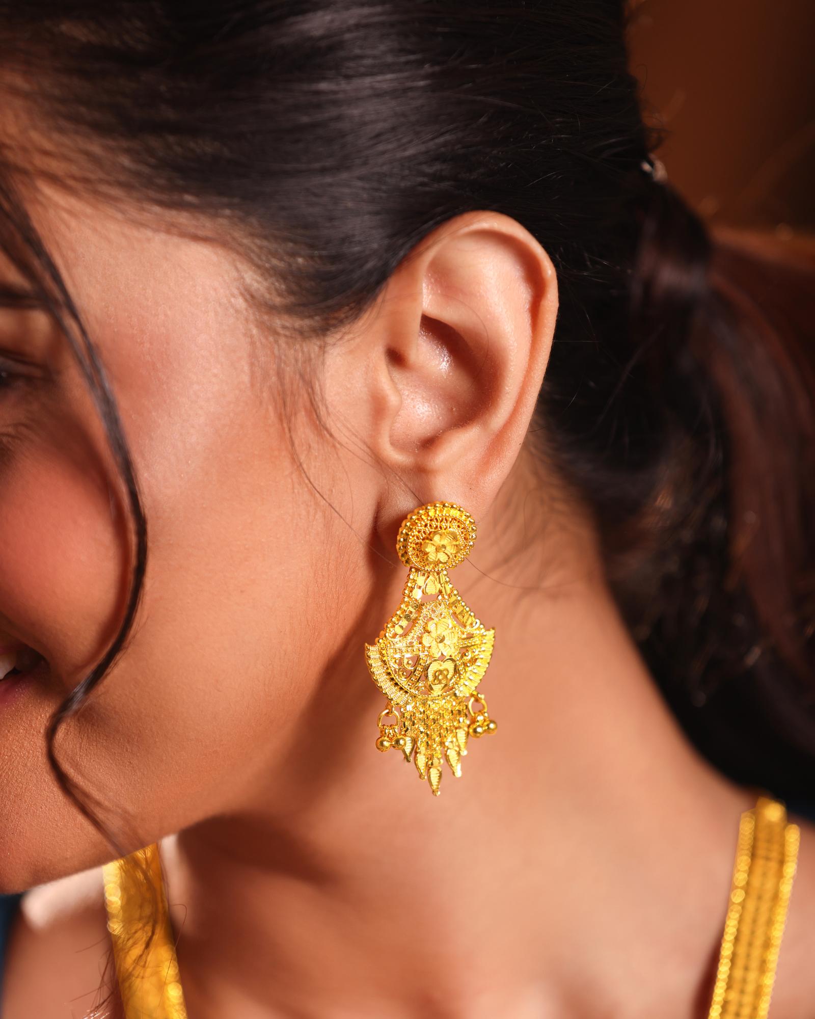 City Girl 24K Gold Plated Traditional Necklace Set with Matching Earrings | Antique Bridal Choker Jewellery Set for Women & Girls