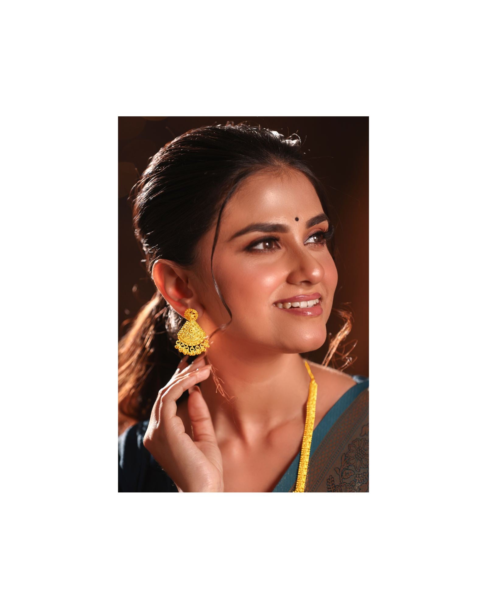 City Girl 24K Gold Plated Traditional Necklace Set with Matching Earrings | Antique Bridal Choker Jewellery Set for Women & Girls