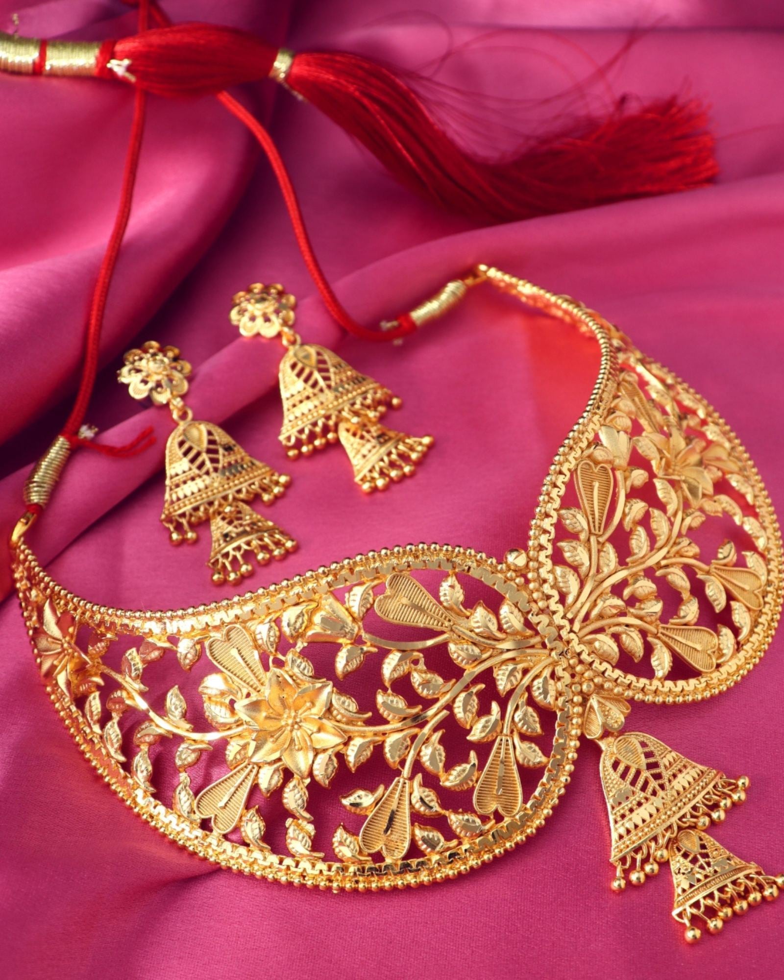 MANIKYA Gold Plated Copper Choker Necklace Set for Women | Bridal Wedding Jewellery Set with Earrings | Traditional Ethnic Party Wear