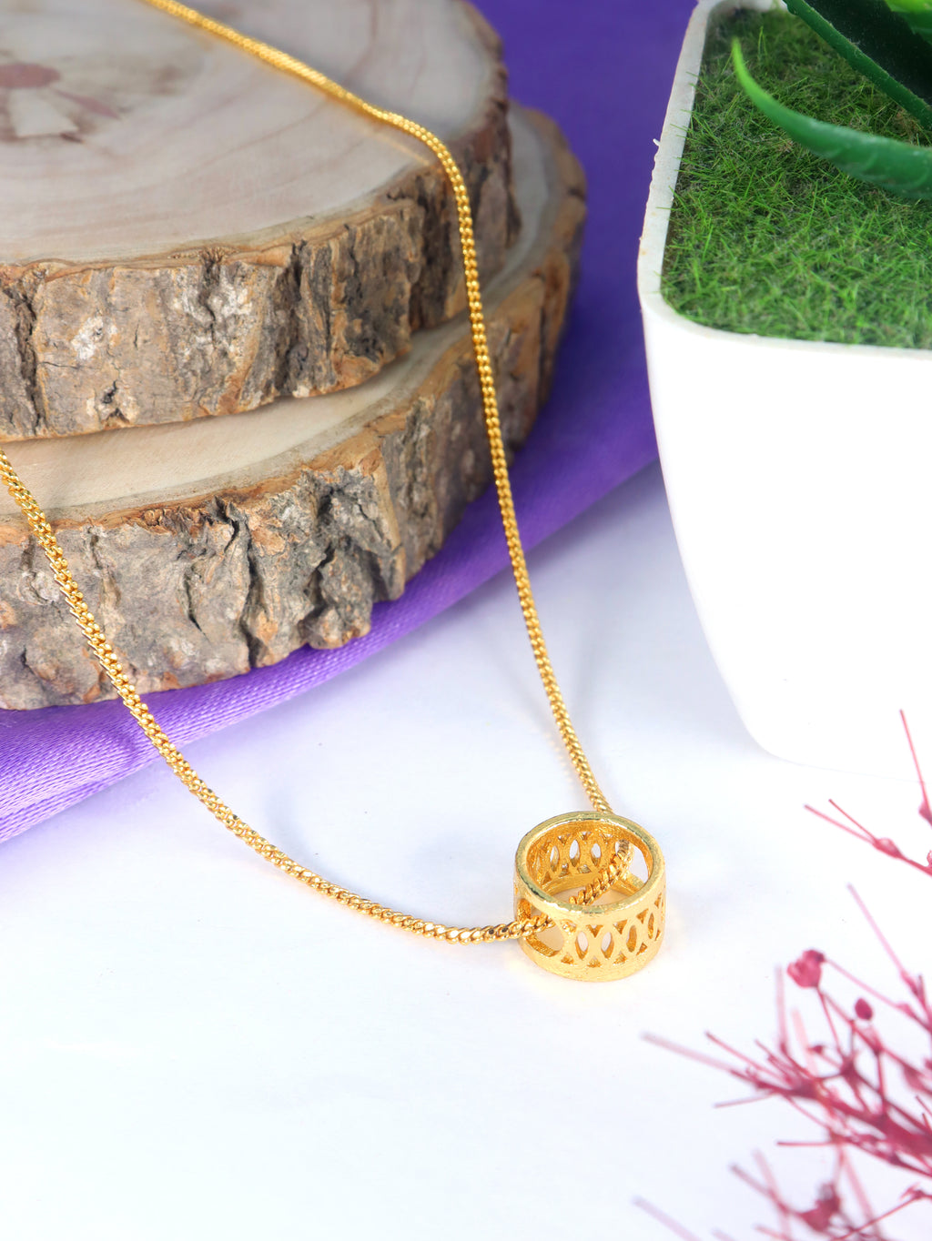 City Girl 18 Ct Gold Micro Plated Chain with  Circular Ring Pendant for Girls | 18 Inch Minimal Necklace | Lightweight Elegant Daily Wear| 18 Ct Finish|Copper Base Metal | Minimalist Everyday Wear Gold Necklace