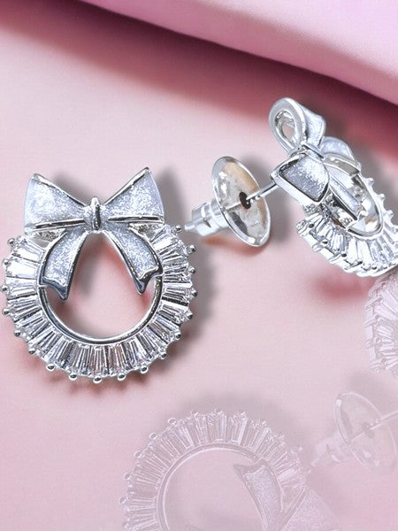 City Girl Cz Stone Stainless Steel Anti Tarnish Western Earring – Silver Twirl Design