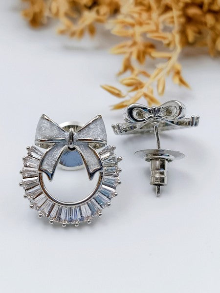 City Girl Cz Stone Stainless Steel Anti Tarnish Western Earring – Silver Twirl Design